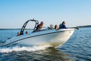 BAYLINER VR6E <br> (1 jednostka) BAYLINER VR6E <br> (1 jednostka)