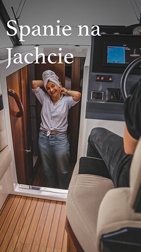 Spanie na jachcie